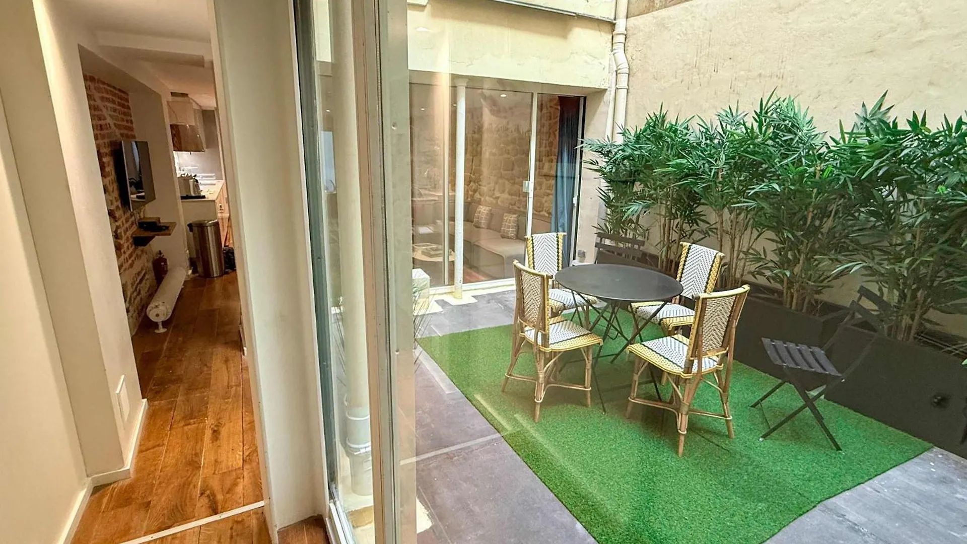 Jardin Prive - Gorgeous 3 Bed House In Le Marais Apartment