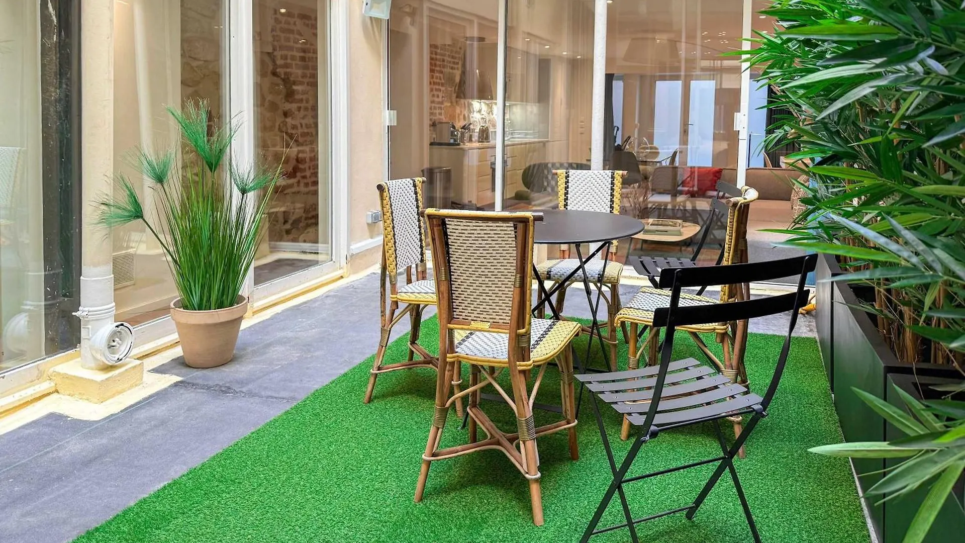 Jardin Prive - Gorgeous 3 Bed House In Le Marais Apartment Paris